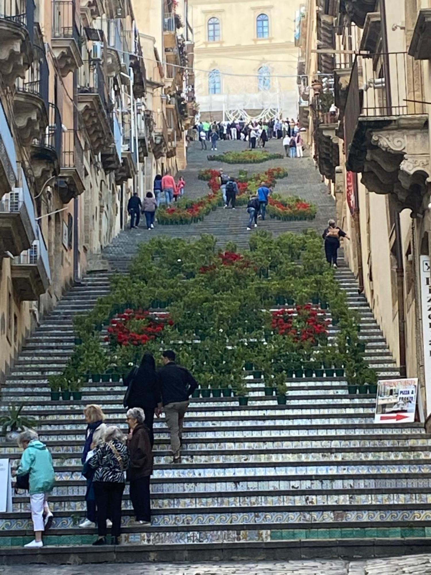 B&B Con Cucina La Ninfea Caltagirone Exterior photo